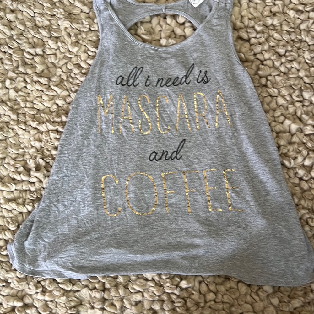 Slight crop top twist back tank